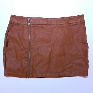 Rue21 brown vegan leather zip up mini skirt